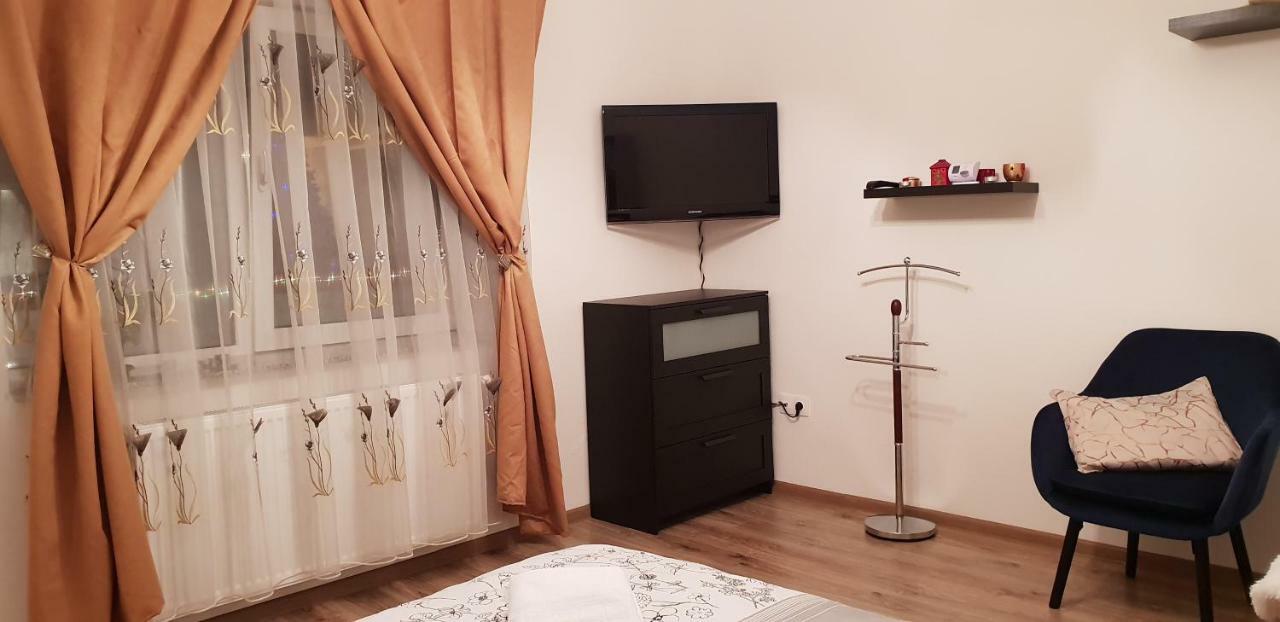 Central Apartment Dumdix Brasov Exterior photo